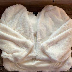 Forever 21 faux fur zip up hoodie